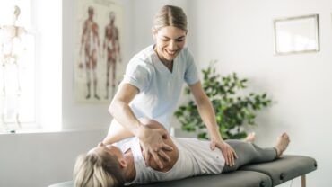 kinetera.ro-ce-presupune-kinetoterapia